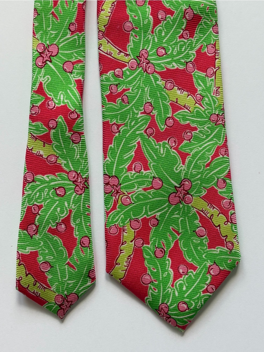 Lilly Pulitzer Palm Beach Mens 100% Silk Tie Signature Pink Green Xmas Holiday